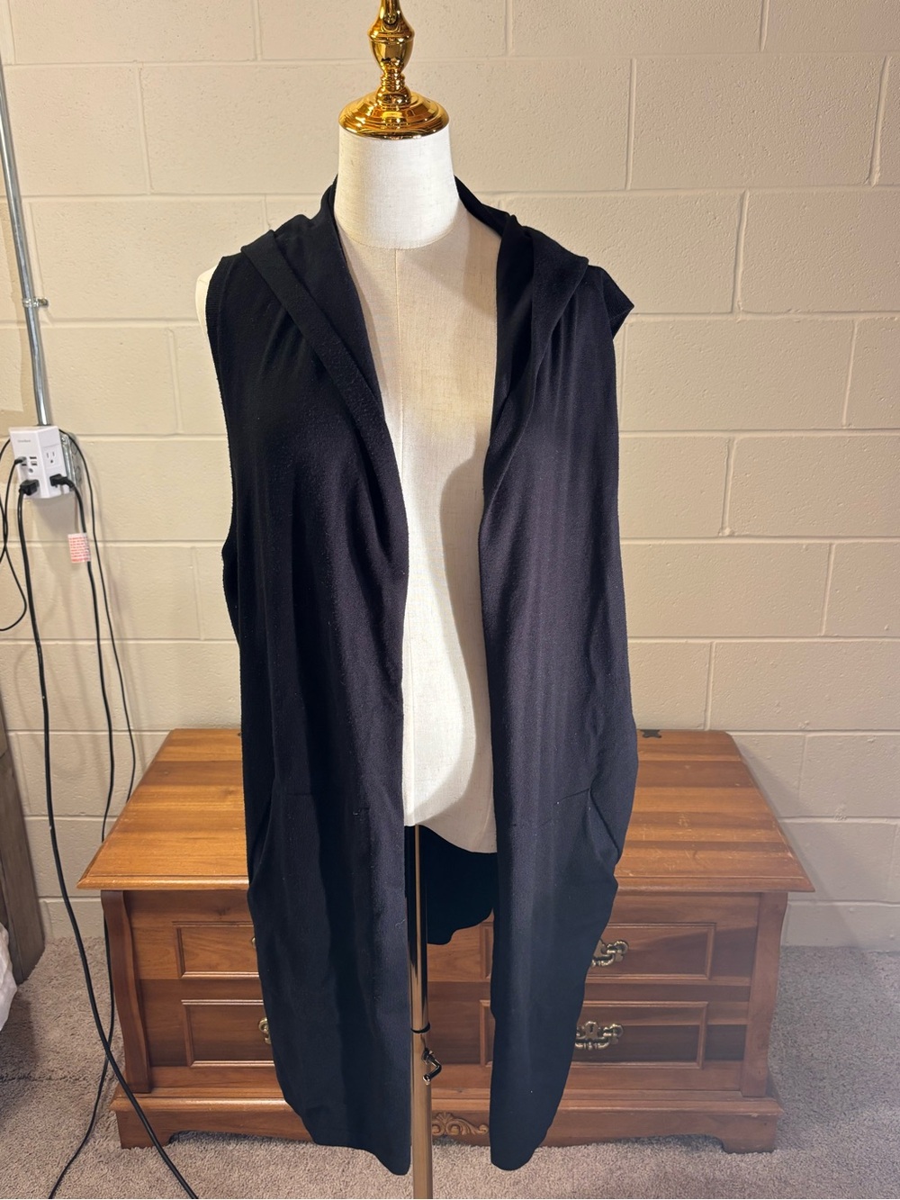 Cyrus Black Sleeveless Hooded Long Vest